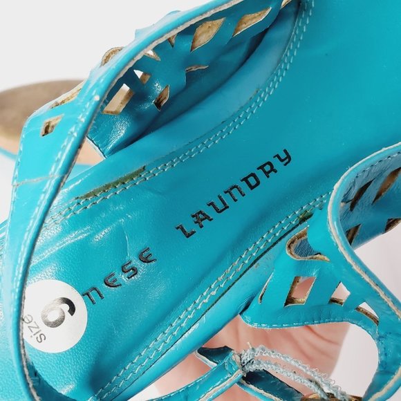 CHINESE LAUNDRY Blue Patent Leather Peep Toe Wedge Sandals - Picture 9 of 9